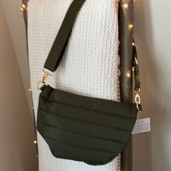Pretty Simple Jolie Puffer Bum Bag in Olive - Picture 5 of 7